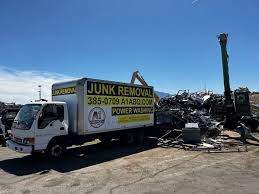 Professional Junk Removal  in Sylvan Lake, MI